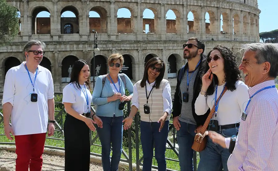 tour guide tour guide